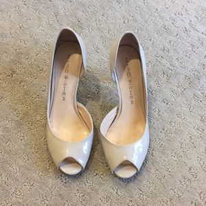 Marc Fisher beige open toe pumps